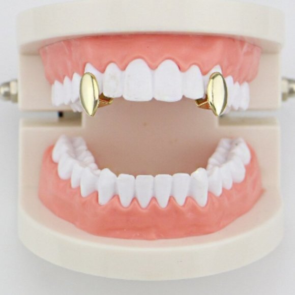 18k Gold Plated Hiphop Teeth Grills - Picture 1 of 3
